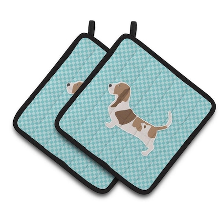 Carolines Treasures Basset Hound Checkerboard Blue Pair of Pot Holders BB3702PTHD